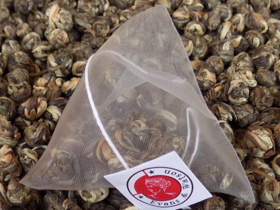 Jasmine Jade Pearls (Dragon Pearls) (Piramide theezakjes)